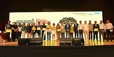 EDEBİYATIN BAŞKENTİNDE KALEMLER VE SESLER YARIŞTI