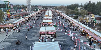 EĞLENCE, LEZZET VE NOSTALJİ AĞUSTOS FUARI 5. GÜNÜNDE DE DOLUDİZGİN