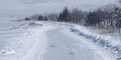 EKİNÖZÜ BELEDİYE BAŞKANI HARUN VİCDAN: “ZORUNLU OLMADIKÇA DIŞARI ÇIKMAYIN, SAHADAYIZ”