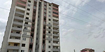 ELBİSTAN’DA ÇATIDAN DÜŞTÜ HAYATINI KAYBETTİ