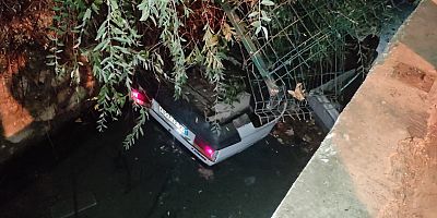 ELBİSTAN'DA OTOMOBİL SUYA UÇTU: 2 YARALI