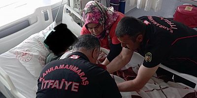 ELBİSTAN‘DA YAŞLI KADININ SIKIŞAN YÜZÜĞÜ KESİLEREK ÇIKARILDI