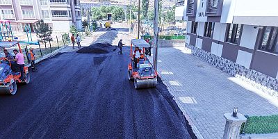ELBİSTANIN YOLLARI İYİLEŞTİRİLDİ