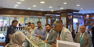 FURKAN KAMALAK KAHRAMANMARAŞ’TA  VATANDAŞLARLA BİR ARAYA GELDİ