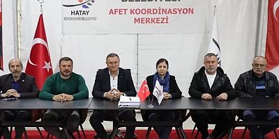 GAZETECİLER YARDIM BEKLİYOR