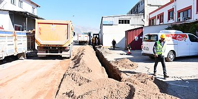 GENÇ OSMAN MAHALLESİ’NDE İÇME SUYU SORUNU ÇÖZÜLÜYOR: