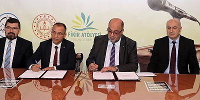 “GENÇLER KÜRSÜDE” PROJESİ PROTOKOLÜ İMZALANDI