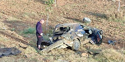 GÖKSUN’DA OTOMOBİL TAKLA ATTI: 2 YARALI