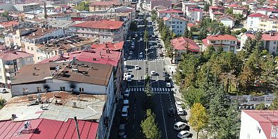 GÖKSUN’UN EN İŞLEK ARTERİ BAŞTAN SONA YENİLENDİ