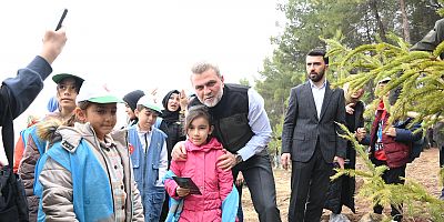 GÖRGEL “DİKTİĞİMİZ HER BİR FİDAN GELECEĞİMİZE NEFES, İNSANLIĞA UMUT OLACAK”