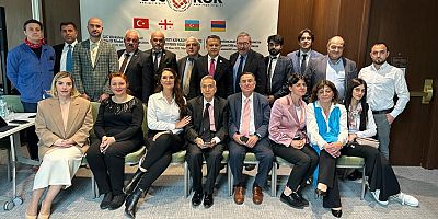 GÜNEY KAFKASYA’DA TARİHİ ADIM: AZERBAYCANLI VE ERMENİ GAZETECİLER “BARIŞ DİLİ”NDE ANLAŞTI