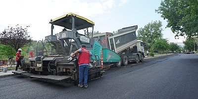 HACI BAYRAM VELİ MAHALLESİ’NDE 31015. SOKAK’IN ASFALTI TAMAM, SIRA AFŞİN BEY CADDESİ’NDE