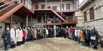 HATAYLI MİSAFİRLER MUTFAK MÜZESİ VE DULKADİROĞLU KONAĞI’NI ZİYARET ETTİ