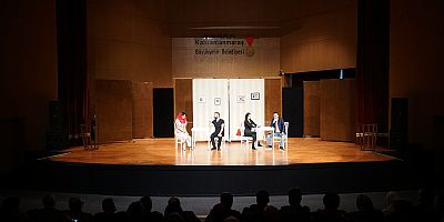 HER AŞK BİRAZ KOMİKTİR’DE KAHKAHA TUFANI