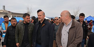  İÇİŞLERİ BAKANI SÜLEYMAN SOYLU, DEPREMZEDELERİ ZİYARET ETTİ