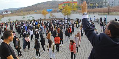 İL MİLLİ EĞİTİM MÜDÜRÜ YUSUF KAHRAMAN, PAZARCIK’TA ZİYARETLER GERÇEKLEŞTİRDİ