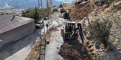 ILICA BÖLGESİNDE ULAŞIM KONFORU ARTIYOR YOLUN GENİŞLİĞİ 2 KATINA ÇIKARILIYOR
