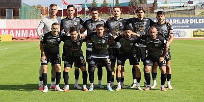 İSTİKLALSPOR EVİNDE RAKİBİNE GEÇİT VERMEDİ: 4-1