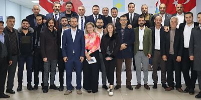 İYİ PARTİ’DE OSMAN AY YENİDEN SEÇİLDİ