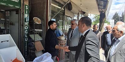 İYİ PARTİ’DEN KAHRAMANMARAŞ’TA ESNAF VE VATANDAŞ ZİYARETİ