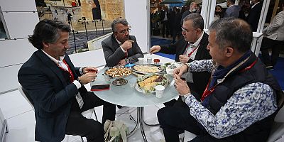 İZMİR TURİZM FUARINDA KAHRAMANMARAŞ RÜZGÂRI  ESTİ