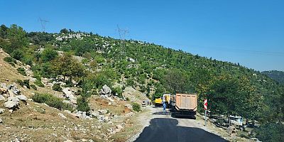 KAHRAMANMARAŞ BÜYÜKŞEHİR ANDIRIN YOLLARINI GÜZELLEŞTİYOR