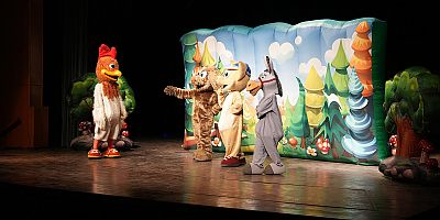 KAHRAMANMARAŞ BÜYÜKŞEHİR BELEDİYESİ ÇOCUKLARA YARIYIL TATİLİNDE TİYATRO KEYFİ SUNUYOR