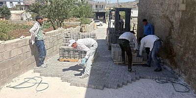 KAHRAMANMARAŞ BÜYÜKŞEHİR’DEN PAZARCIK UFACIKLI’YA 6 BİN METREKARELİK KİLİT PARKE