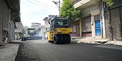 KAHRAMANMARAŞ BÜYÜKŞEHİR’DEN YENİ HAFTADA 17 NOKTADA ASFALT MESAİSİ