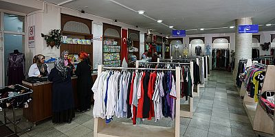 KAHRAMANMARAŞ BÜYÜKŞEHİR GÖNÜL KÖPRÜLERİ İNŞA EDİYOR