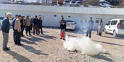 KAHRAMANMARAŞ BÜYÜKŞEHİR İTFAİYESİ'NDEN  YANGINA MÜDAHALE EĞİTİMİ 