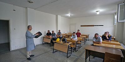 KAHRAMANMARAŞ BÜYÜKŞEHİR, KAMEK’TE İNŞAAT SEKTÖRÜNE NİTELİKLİ İŞ GÜCÜ KAZANDIRIYOR