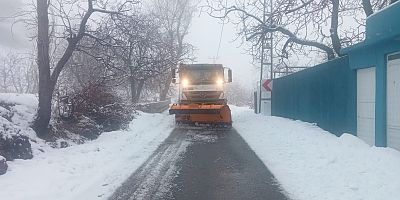 KAHRAMANMARAŞ BÜYÜKŞEHİR, KIRSALDA KARLA MÜCADELESİNİ KESİNTİSİZ SÜRDÜRÜYOR