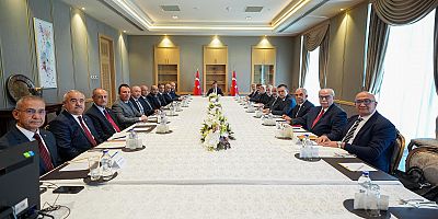 KAHRAMANMARAŞ HEYETİNDEN CUMHURBAŞKANI YARDIMCISI YILMAZ’A ZİYARET