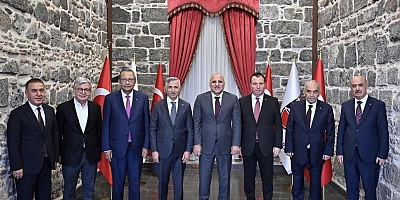 KAHRAMANMARAŞ HEYETİNDEN DİYARBAKIR’A TİCARET VE İŞ BİRLİĞİ ZİYARETİ