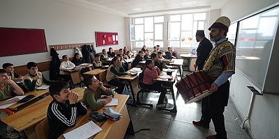 KAHRAMANMARAŞ’IN DESTANSI DİRENİŞİ OKULLARA TAŞINDI