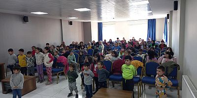 KAHRAMANMARAŞ'IN İLÇELERİNDE MİNİKLER BÜYÜKŞEHİR’LE EĞLENCEYE DOYUYOR