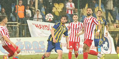 KAHRAMANMARAŞ İSTİKLALSPOR, MENEMEN FK İLE 1-1 BERABERE KALDI