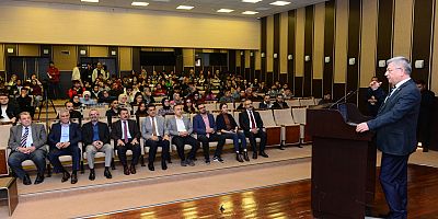 KAHRAMANMARAŞ MİLLETVEKİLİ PROF. DR. SEFER AYCAN, KSÜ’DE SAĞLIK SEKTÖRÜNÜ ANLATTI