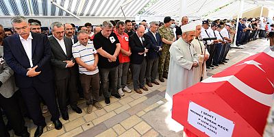 KAHRAMANMARAŞ ŞEHİDİ SON YOLCULUĞUNA UĞURLANDI