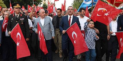 KAHRAMANMARAŞ’TA 15 TEMMUZ COŞKUSU