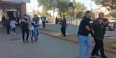 KAHRAMANMARAŞ’TA 3 POLİS MEMURUNU YARALAYAN SALDIRGANLAR TUTUKLANDI