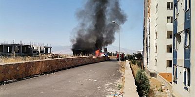 KAHRAMANMARAŞ'TA BEKÇİ KULÜBESİ KÜL OLDU