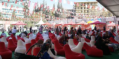 KAHRAMANMARAŞ’TA CUMHURİYET PANAYIRI COŞKUSU BAŞLADI!