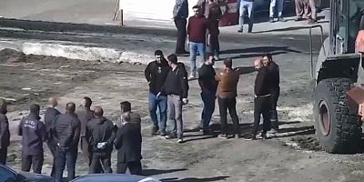KAHRAMANMARAŞ’TA FABRİKA SAHİBİNİ TEK YUMRUKLA YERE SERDİ