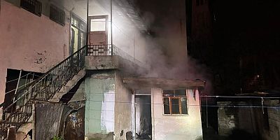 KAHRAMANMARAŞ'TA İKAMET YANGINI KORKUTTU 