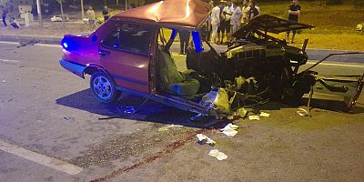 KAHRAMANMARAŞ’TA İKİ OTOMOBİL ÇARPIŞTI