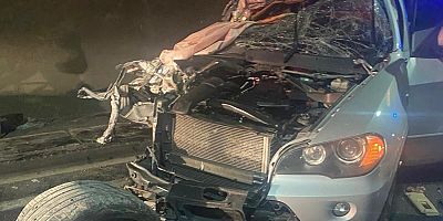 KAHRAMANMARAŞ’TA JİP KAMYONA ARKADAN ÇARPTI: 1’İ AĞIR 3 YARALI