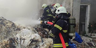 KAHRAMANMARAŞ’TA KARTON İMALATINDA YANGIN