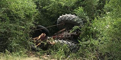 Kahramanmaraş’ın Andırın ilçesinde kendi kullandığı traktörün altında kalan 1 kişi hayatını kaybetti.